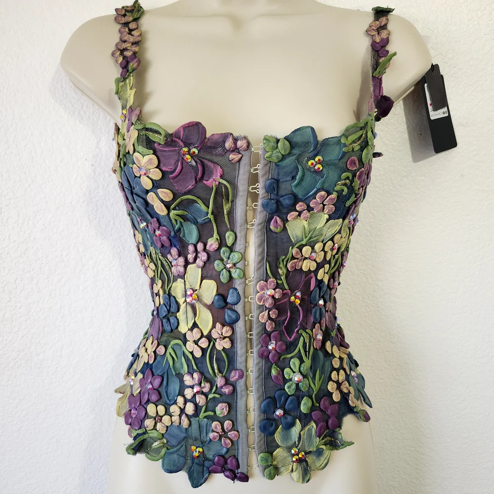 Ema Savahl 'Couture' Line Floral Embroidered Red Carpet Corset Top - Picture 2 of 14